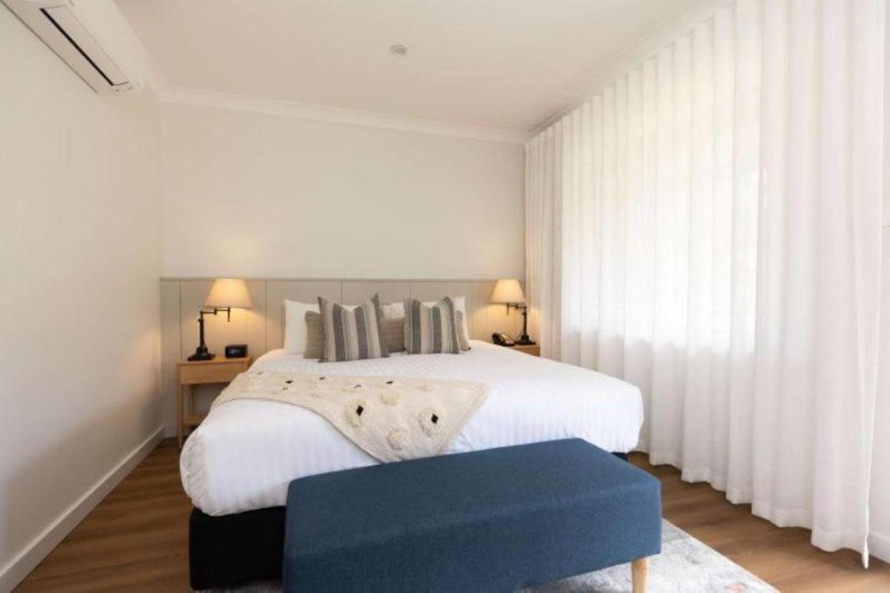 Clare Country Club Hotell Eksteriør bilde
