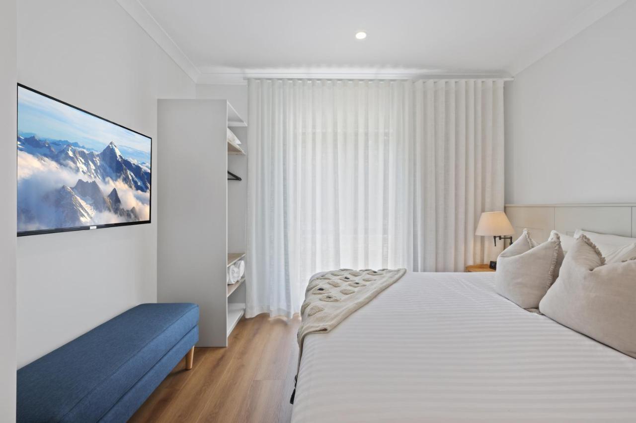 Clare Country Club Hotell Eksteriør bilde