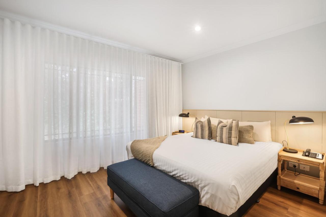 Clare Country Club Hotell Eksteriør bilde