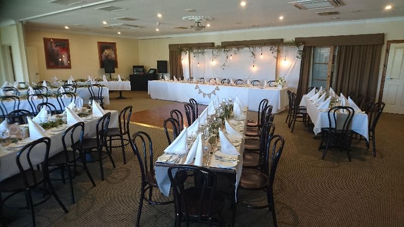 Clare Country Club Hotell Eksteriør bilde
